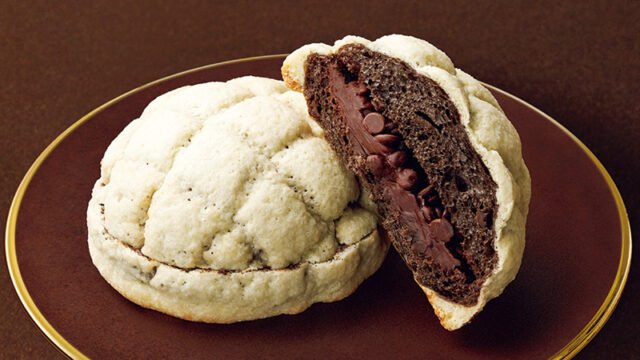 ローソンショコラメロンパン